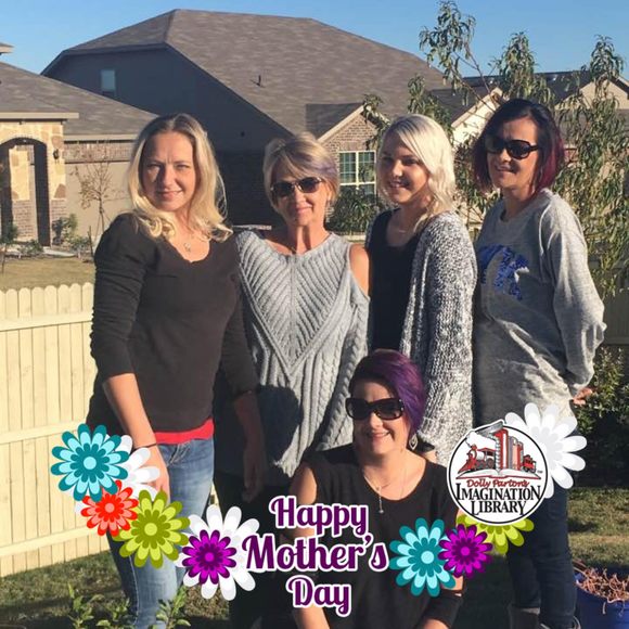 Meet your Posher, Vicky - Picture 1 of 1